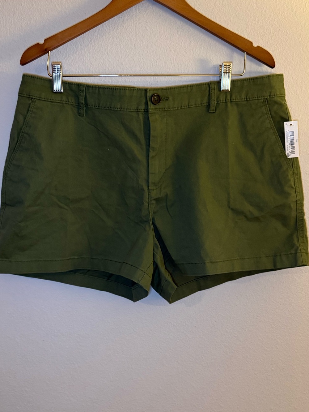 Amazon Essentials Olive Green Chino Bermuda Shorts